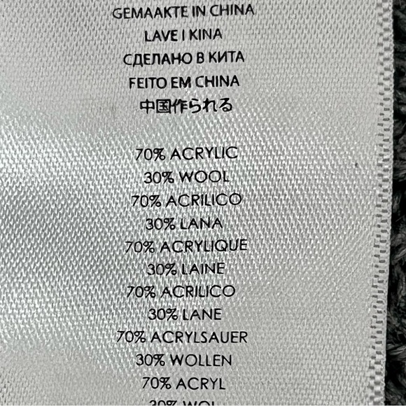 Michael Kors Gray Wool Cardigan Womens Crochet Chunky Granola Girl Soft Prep XS - Picture 8 of 10